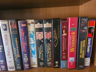 Lote películas VHS - 40 cintas negociables