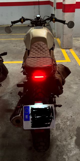 BMW K75 Cafe Racer - Moto Clásica