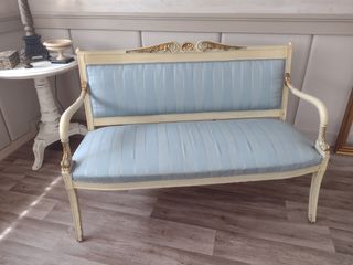 Sofá vintage azul y beige