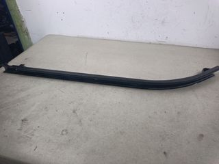 GUÍA PUERTA CORREDERA TD. MERCEDES V220D 2016 2.2