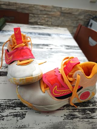 Zapatillas Nike KD 15 Rosa
