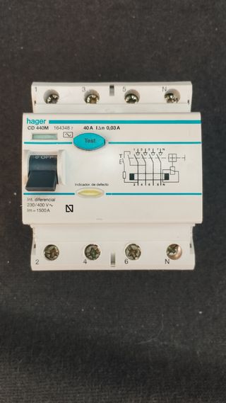 Interruptor Hager CD440M 40A