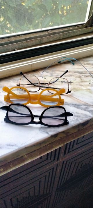 4 Occhiali da sole: Gialli & Neri