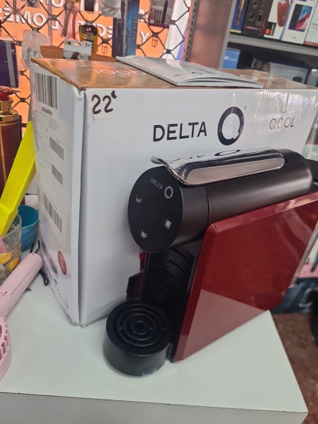 Cafetera Delta Q Mini QOOL roja nueva 