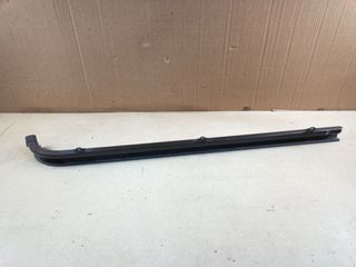 GUIA PUERTA CORREDERA IZQ MERCEDES V220D 2016 2.2