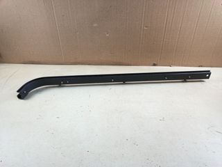 GUIA PUERTA CORREDERA IZQ MERCEDES V220D 2016 2.2