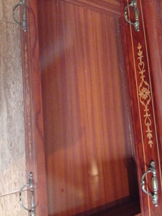 Vitrina antigua madera cristal