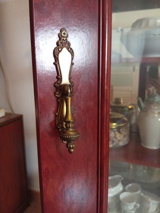 Vitrina antigua madera cristal