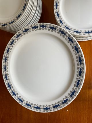 Vajilla San Claudio porcelana azul y blanca