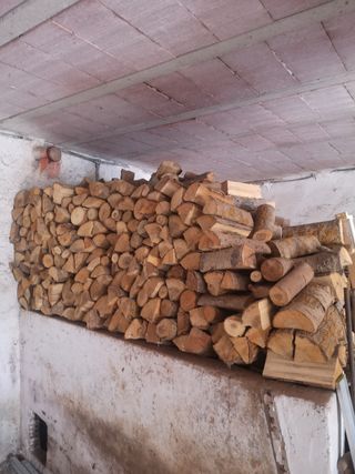 Leña seca de chopo en Landete Cuenca