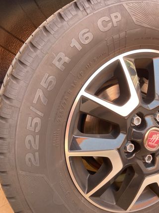 NEUMÁTICOS CAMPER 225/75 R16 CP
CONTINENTAL 