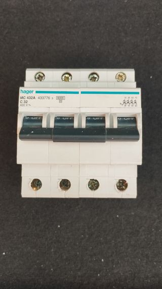 Interruptor Hager MC432A 32A