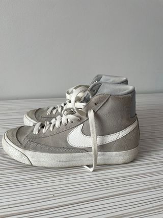 Nike Blazer Mid '77 Suede Gris - 36.5