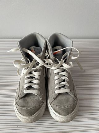 Nike Blazer Mid '77 Suede Gris - 36.5