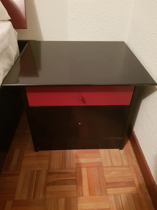 Mesitas noche 2 - Negro y Rojo