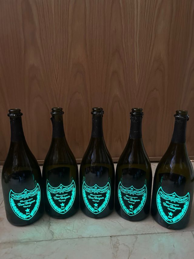 5 bottiglie illuminate vintage Don Perignon
