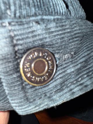 Cazadora pana Tommy Jeans negra