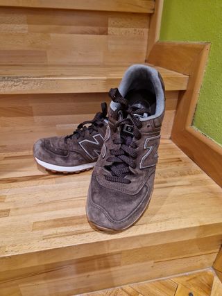 Zapatillas New Balance 574 Marrón