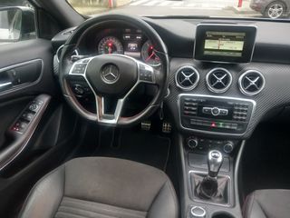 Mercedes-Benz Clase A 180 d AMG Line 2015