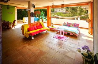 Casa con piscina Alquiler temporal y vacacional.