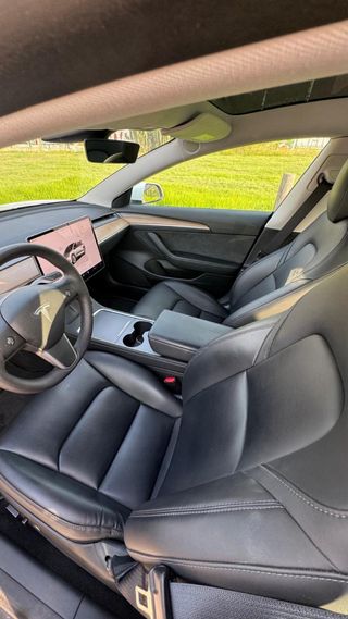 TESLA Model 3 Standard Range Plus (2022/12)