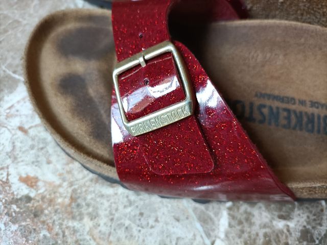 Sandalias Birkenstock rojas T.37