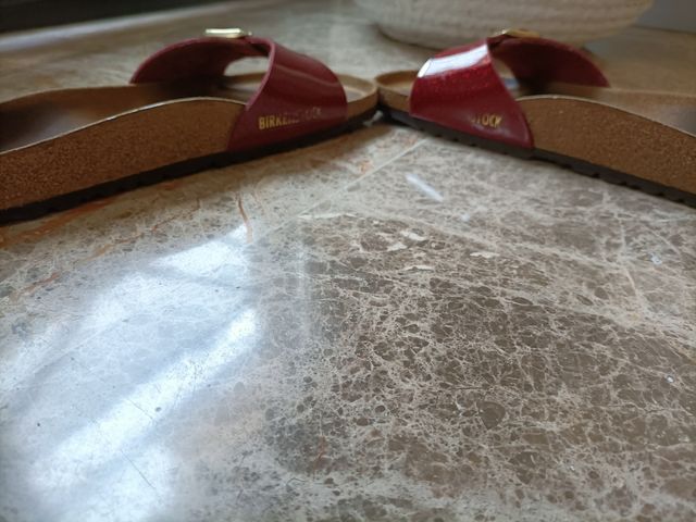 Sandalias Birkenstock rojas T.37