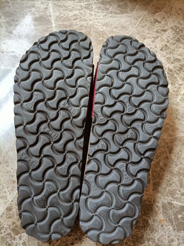 Sandalias Birkenstock rojas T.37