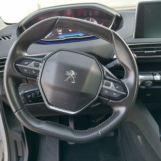 Peugeot 3008, km cert. ITV hasta 03/2028