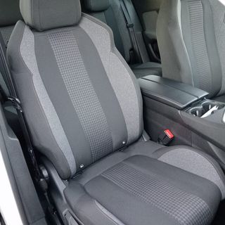 Peugeot 3008, km cert. ITV hasta 03/2028