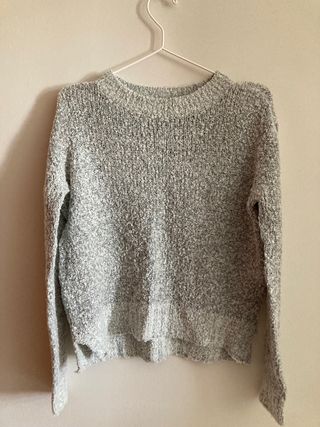 Suéter gris, talla XS