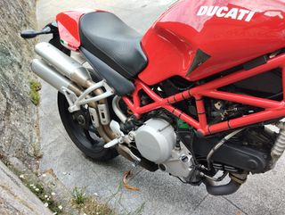 Ducati Monster S2R 800