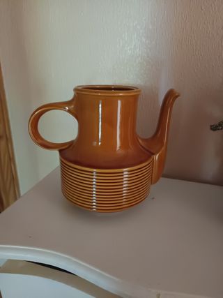 Cafetera cerámica marrón