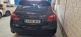 Porsche Cayenne 2011