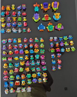 Lote SuperThings - 110 figuras
