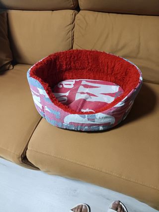 Cama para mascota - Gris y Roja