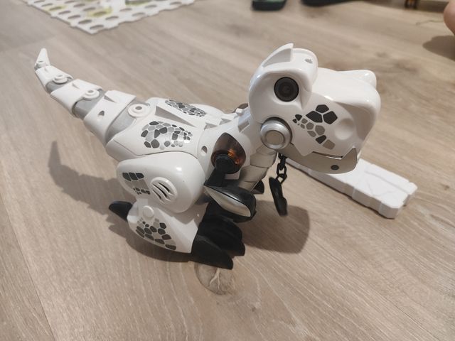Dino robot juguete