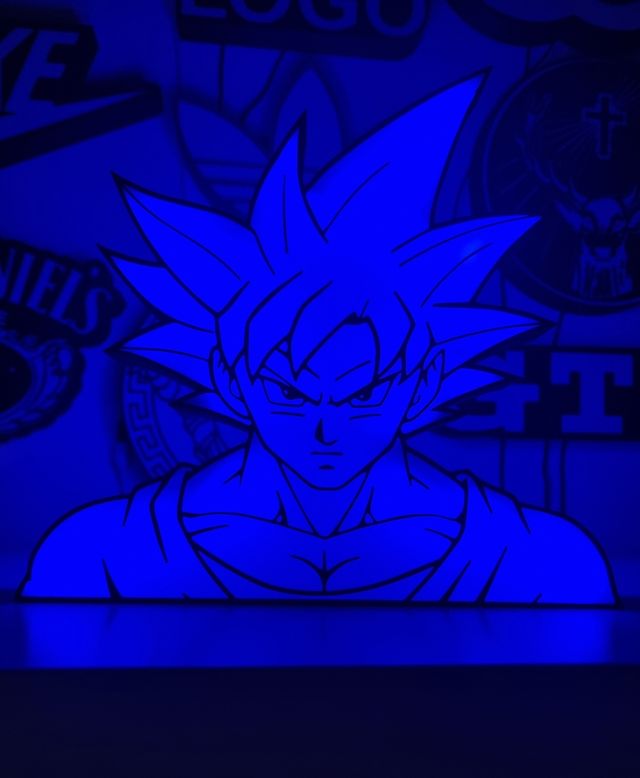 Lámpara Goku LED