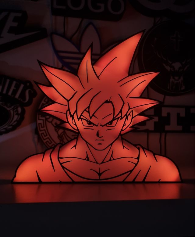 Lámpara Goku LED