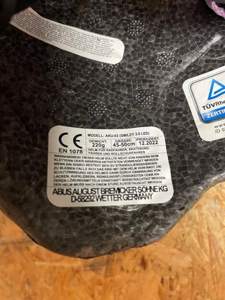 Casco bici niña arcoiris