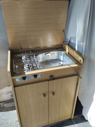 Mueble cocina para camper o furgoneta.