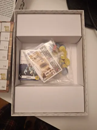 Reinos de Papel: Juego de Mesa