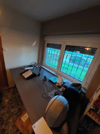 Mesa escritorio marrón - metal y madera