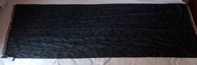 Vestido negro - Talla L. Regalo chal y bolso