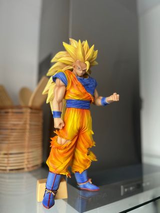 Figura Goku SSJ3
