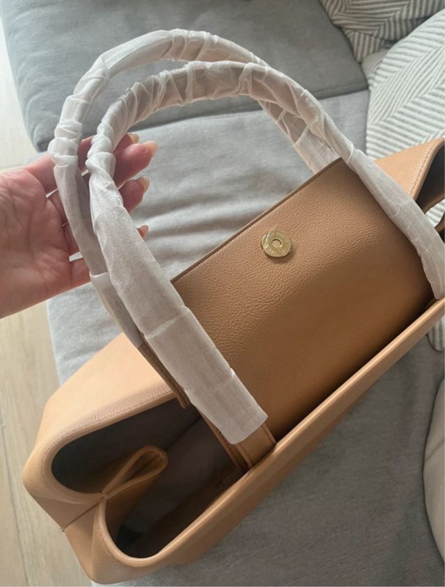 Bolso Elisabetta Franchi beige nuevo, sin estrenar
