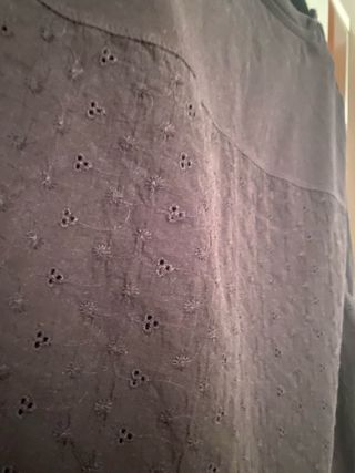 Maglia nera a maniche corte