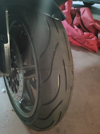 Suzuki GSXR 750 - moto deportiva