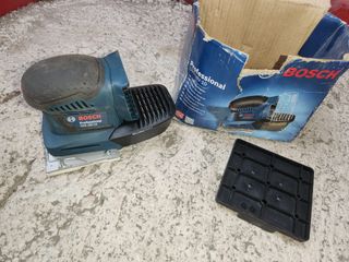 LIJADORA ÓRBITAL BOSCH GSS 18V-10