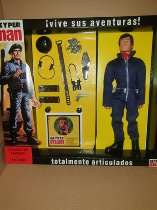 GeyperMan soldado de tanques